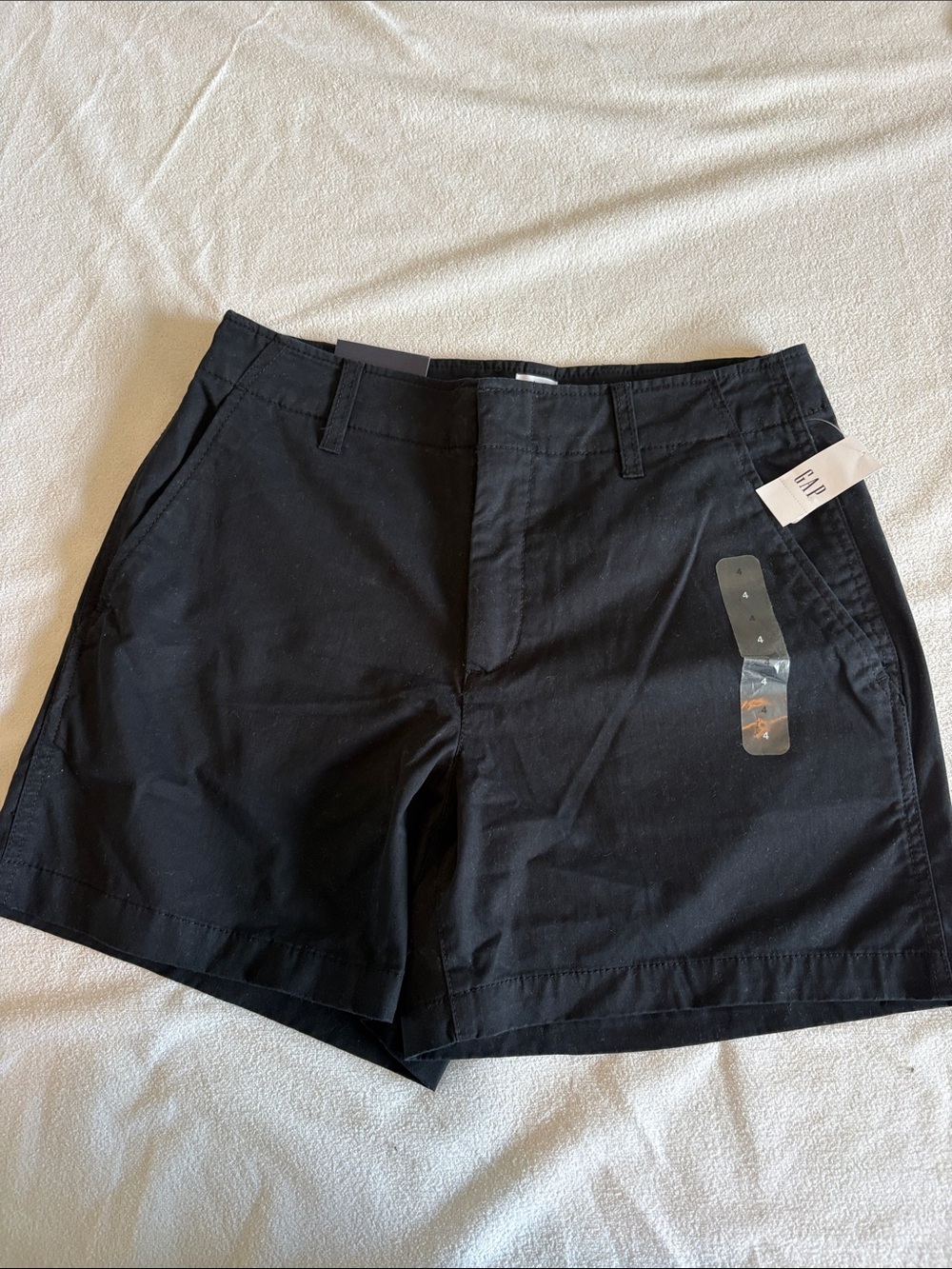 NWT Gap Black Women's Chino Shorts